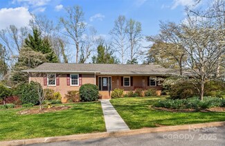 104 Rockview Ln, Morganton, NC 28655