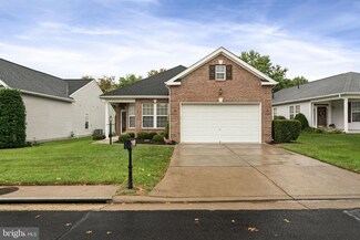 3813 Mulberry Point Ct, Dumfries, VA 22025