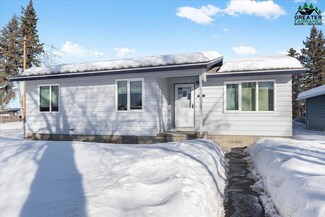 2 Craig Ave, Fairbanks, AK 99701