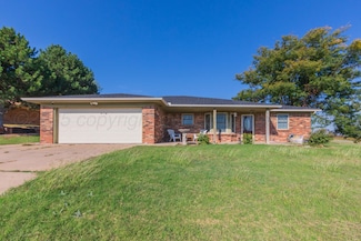 134 Eddie, Canadian, TX 79014
