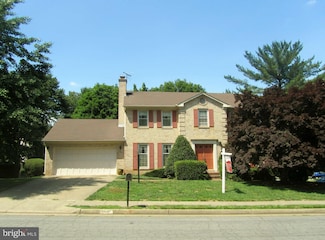 9616 Ceralene Dr, Fairfax, VA 22032