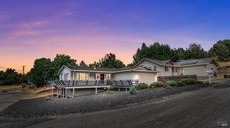 10018 El Capitan Way, Kelseyville, CA 95451