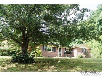 860 Thompson Rd, Saluda, NC 28773