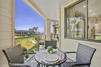 120 The Village Unit 210, Redondo Beach, CA 90277