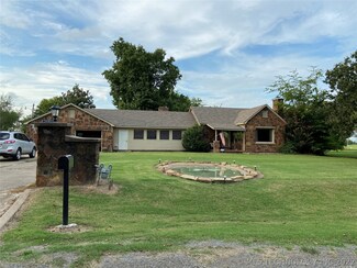 521 E Duncan Rd, Haskell, OK 74436