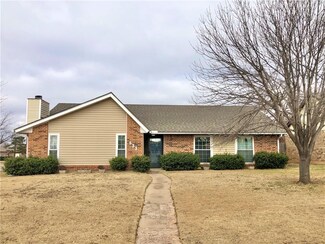 633 NW 140th St, Edmond, OK 73013