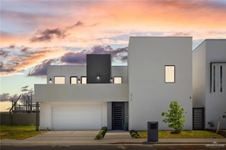 6710 N 11th Ln, McAllen, TX 78504