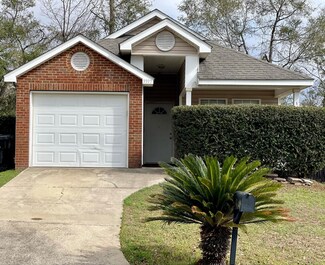 3597 Coyote Creek Dr, Tallahassee, FL 32301
