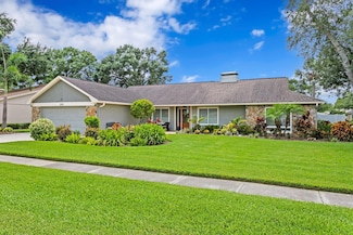 13810 Lake Village Place, Tampa, FL 33618