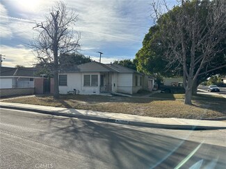 11051 Ticonderoga Dr, Los Alamitos, CA 90720