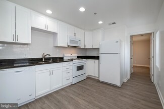 826 W Lombard St, Baltimore, MD 21201