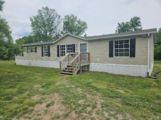 419 Pocahontas St, Glasgow, VA 24555