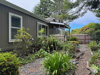 303 Hill St Unit Corner of Hill and S, Crescent City, CA 95531