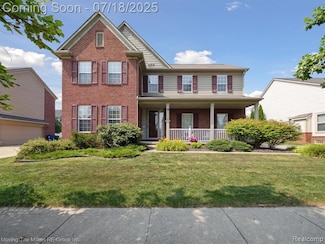 51218 High Meadow Crossing St Unit 22, Canton, MI 48188