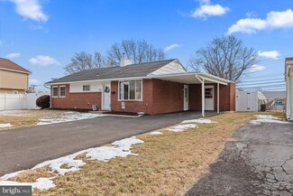 210 Yorkshire Ln, Fairless Hills, PA 19030