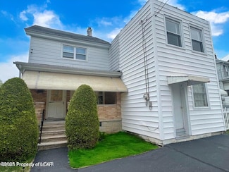 1009 Peace St, Hazleton, PA 18201