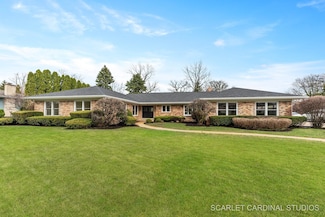 8 Concord Dr, Oak Brook, IL 60523