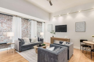106 N High St Unit 504, Columbus, OH 43215