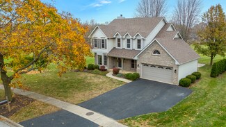 107 Nottingham Dr, Oswego, IL 60543
