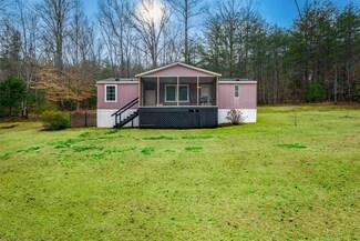 844 Cedar Rd, Marietta, SC 29661