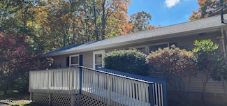 172 Shannon Dr, Long Pond, PA 18334