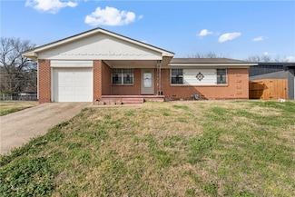 200 Waters St, Waco, TX 76704