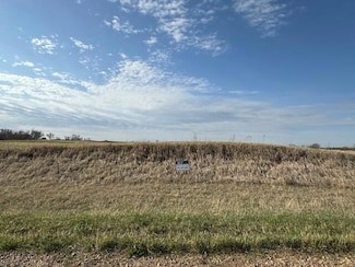 1110 12th Ave E, Webster, SD 57274