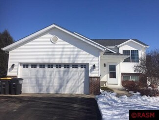 110 Connie Ln, Eagle Lake, MN 56024