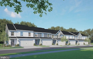 1048 Ellie Ln W, Harrisburg, PA 17112