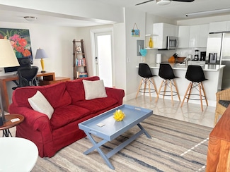 237 Osceola Park Ln Unit B, Delray Beach, FL 33483