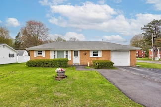 1137 N Miller Rd, Saginaw, MI 48609