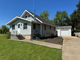 4N677 Old Lafox Rd, St. Charles, IL 60175