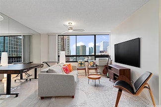 876 Curtis St Unit 1602, Honolulu, HI 96813