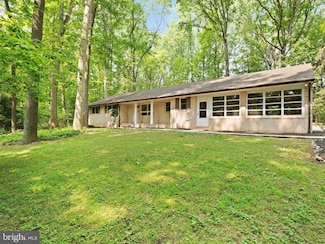 1906 Parkvue Rd, Fallston, MD 21047