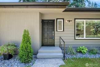 19010 12th Ave NE, Shoreline, WA 98155