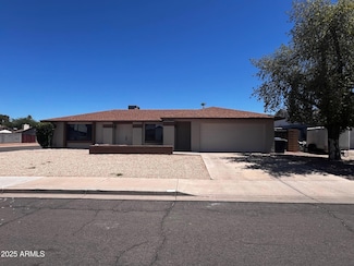 662 W Laguna Azul Ave, Mesa, AZ 85210