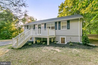 2876 Stinnett Rd, Huntingtown, MD 20639