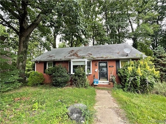 1908 Hillcrest Cir, Richmond, VA 23225