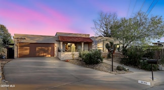 836 Espolon Dr, El Paso, TX 79912