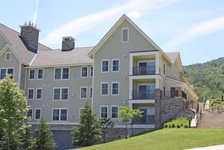 505/507 Qtr I Adams House, Ludlow, VT 05149