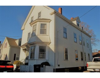 12 Rice St, Salem, MA 01970