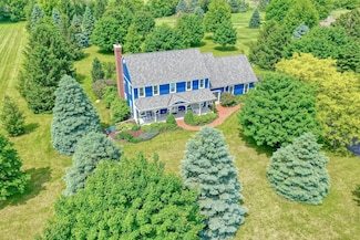 S87W34722 Nesting Ln, Eagle, WI 53119