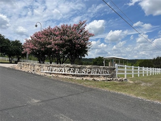 400 Sonora Dr, Bertram, TX 78605