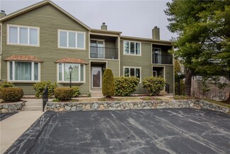 26 Tamarac Dr Unit C, Greenville, RI 02828