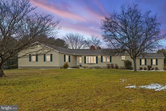 5588 John Barton Payne Rd, Marshall, VA 20115