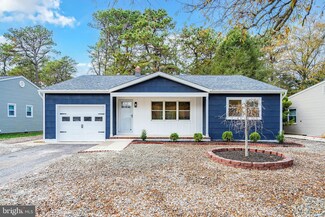 3 Sheepshead Dr, Toms River, NJ 08757