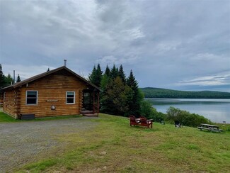 22 Loon Cove Ln, Pittsburg, NH 03592