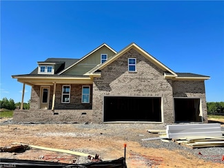 8503 Lemur Ln, Summerfield, NC 27358