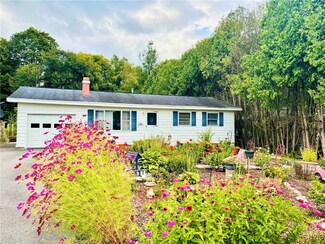 454 Elmhurst Rd, Utica, NY 13502