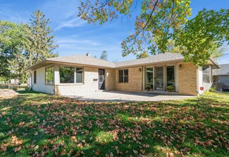 4470 2nd Ave, Saint Paul, MN 55110